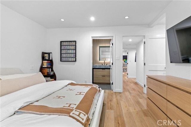 Building Photo - 635 E Magnolia Blvd