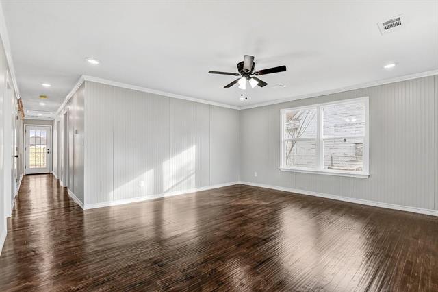 Building Photo - 513 E Washington St