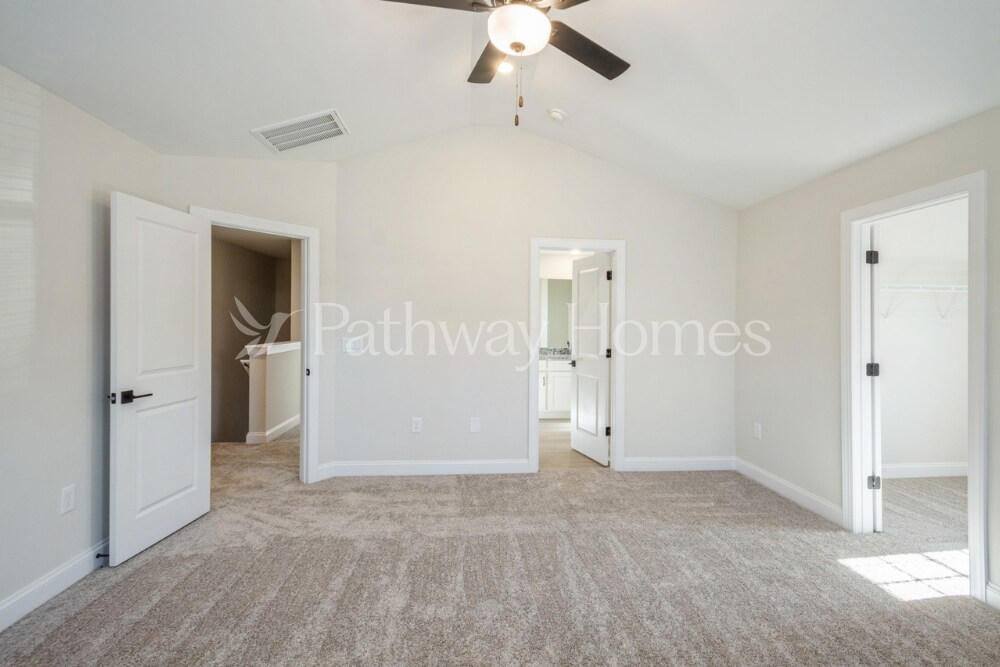 Building Photo - 118 Wembury Ln