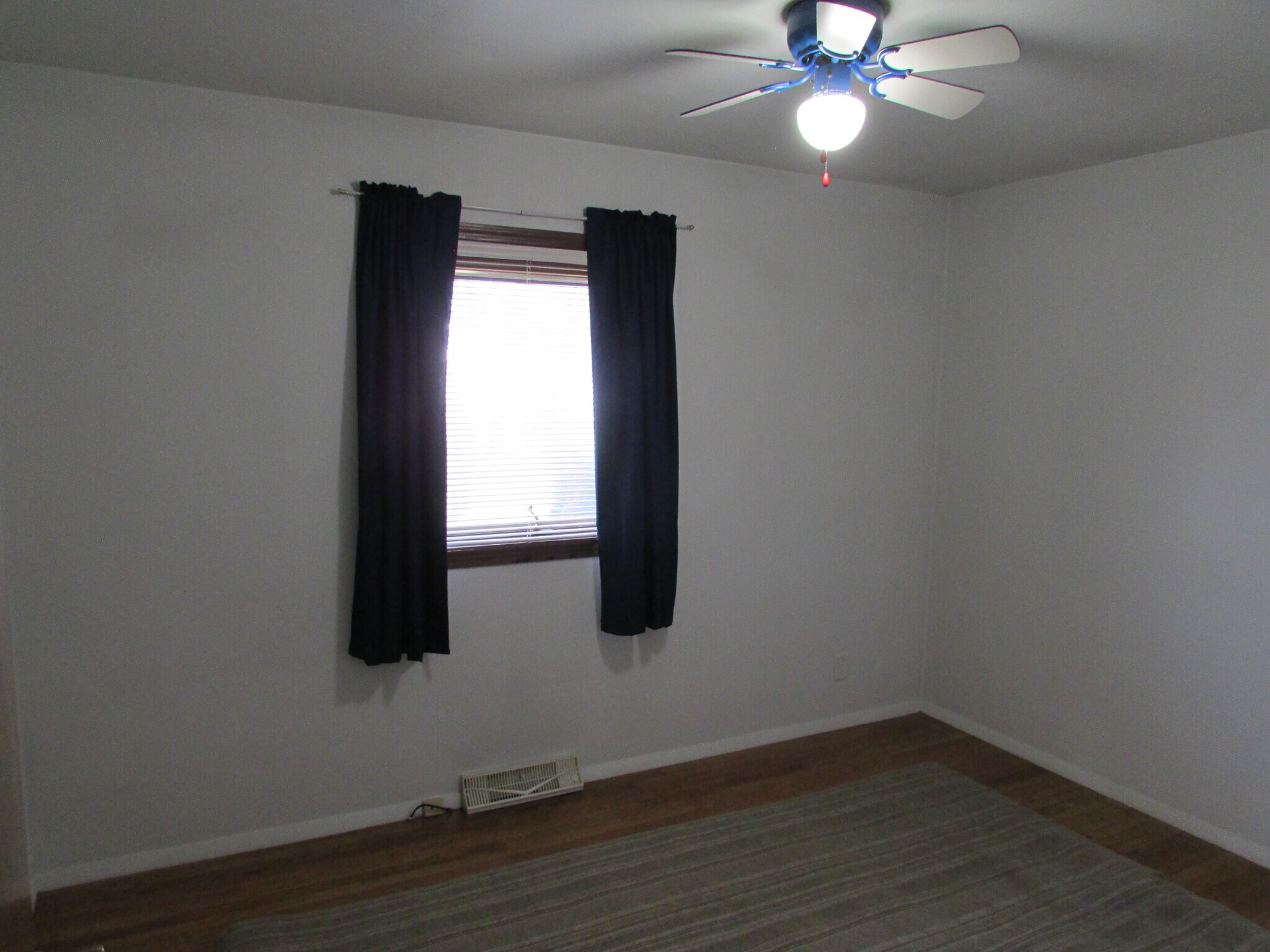 Building Photo - 3421 N Indiana Ave