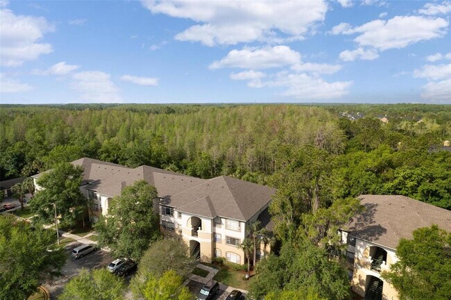 Building Photo - 17110 Carrington Park Dr