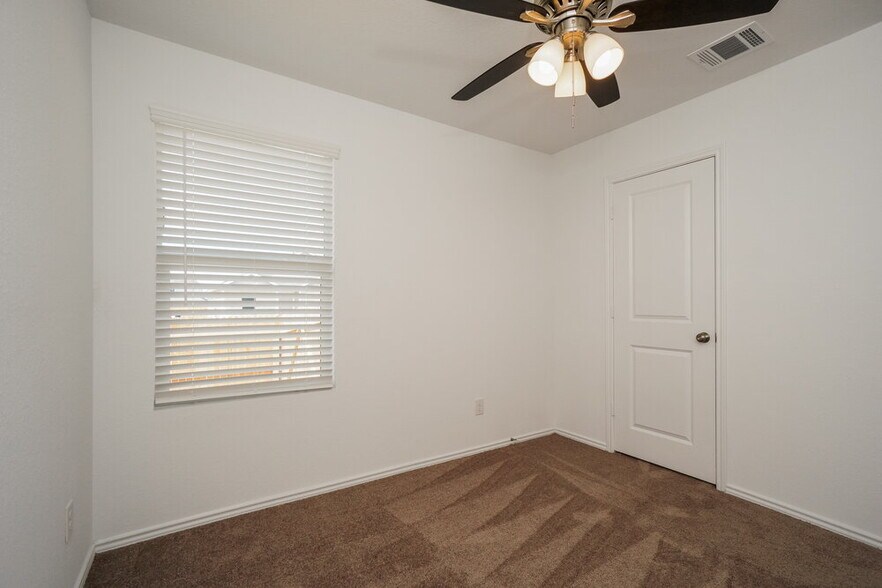 Building Photo - 6703 Morgan Cross