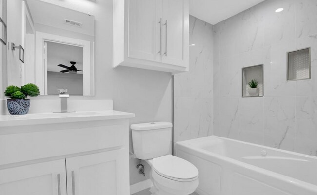 Building Photo - 7986 Briaridge Rd