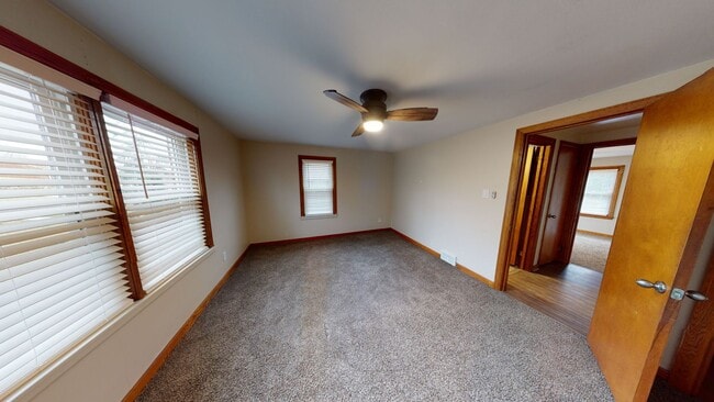 Building Photo - Charming 3-Bedroom, 2-Bath Single-Family H...