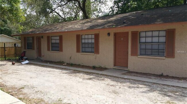 Primary Photo - 9415 n 13th st