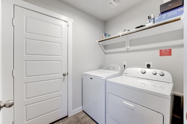 Building Photo - 2824 Wingmore Ln