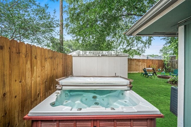 Building Photo - 12114 Westwold Dr