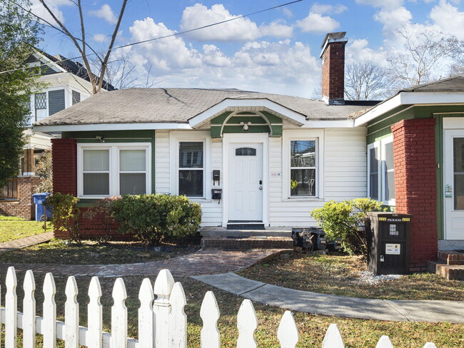 Front door - 810 Monroe Dr NE