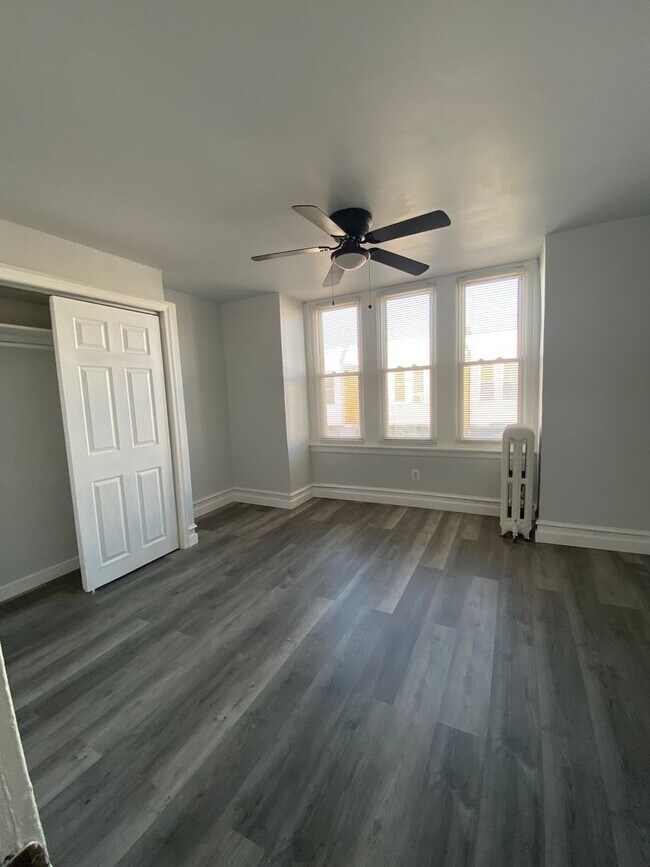 Building Photo - Section 8 approved! Newly renovated three bedroom, one bath