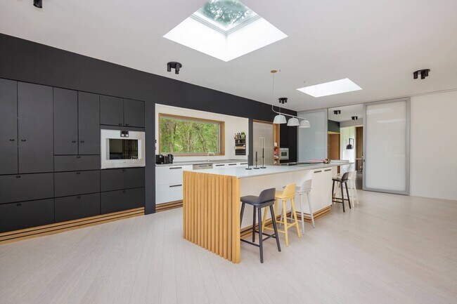 Building Photo - 54 Copeces Ln