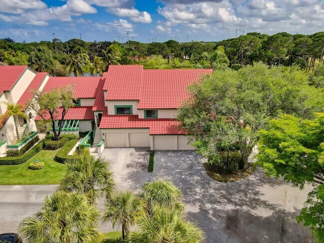 Building Photo - 6 Lexington Ln E