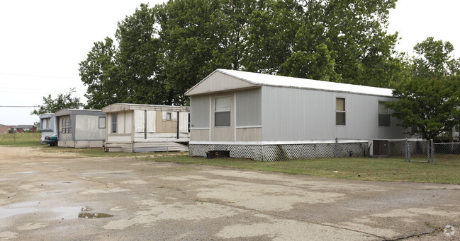 Primary Photo - Bluebonnet Mobile Home Park