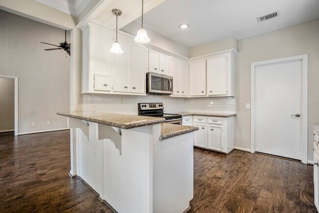 Building Photo - 3219 Fitzgerald Dr