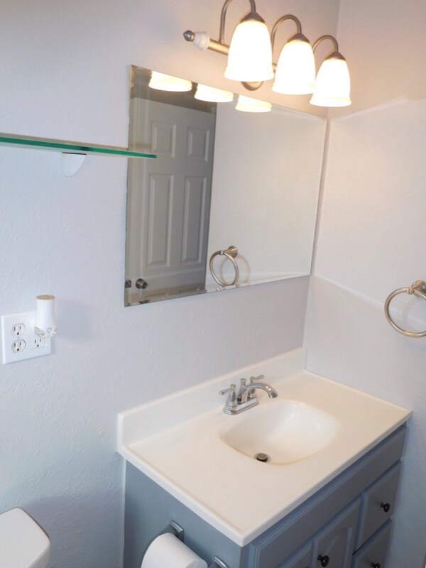 Building Photo - 1067 Ursula St