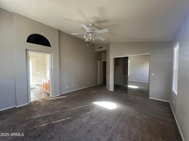 Building Photo - 3008 S Cortland Cir
