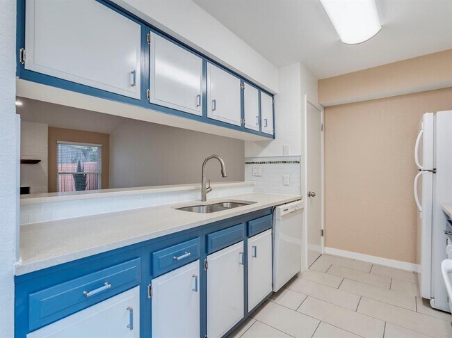 Building Photo - 6706 Deatonhill Dr