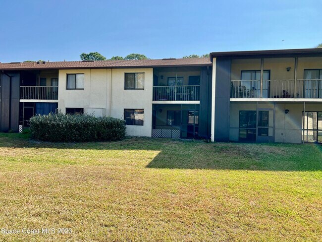 Building Photo - 1515 Huntington Ln