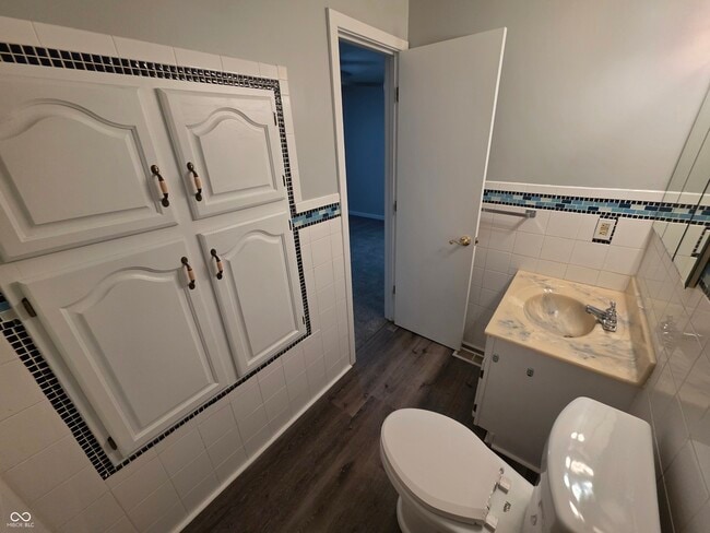 Building Photo - 3803 Biscayne Rd