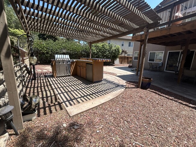 Building Photo - 5522 Vista San Simeon