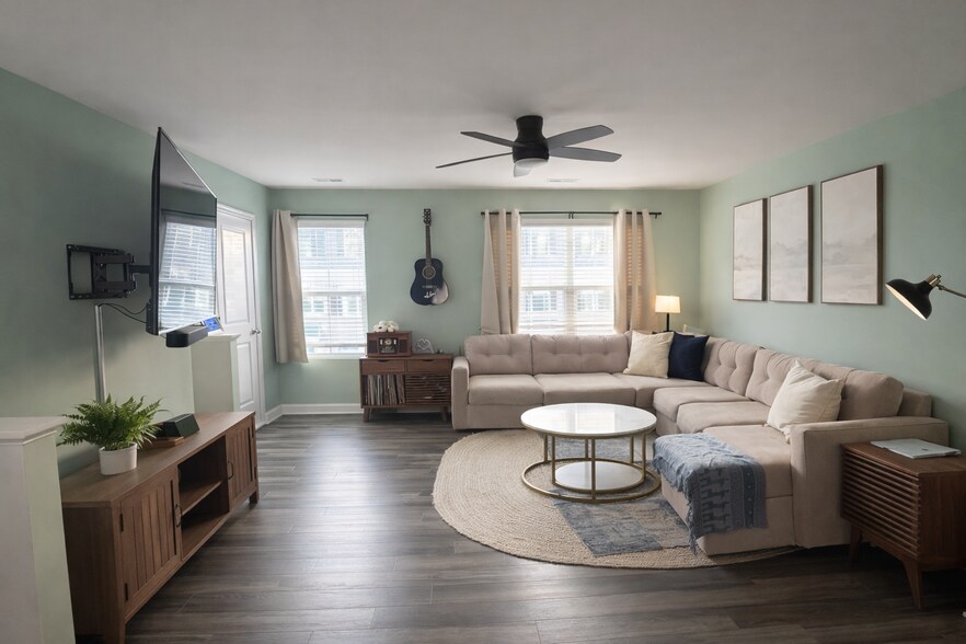 Building Photo - 6042 Cutwater Cir