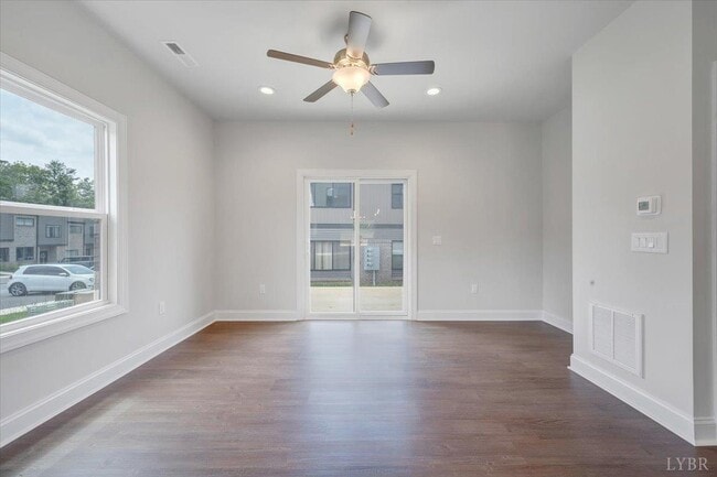 Building Photo - 84 Shotman Rd