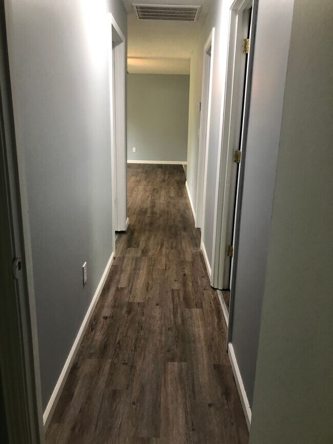 Building Photo - 3 bedroom 1 bathroom in Benton