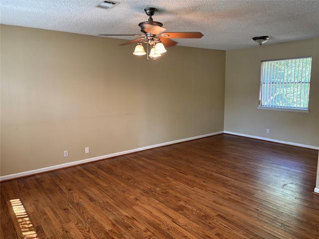 Building Photo - 4826 Black Oak Ln