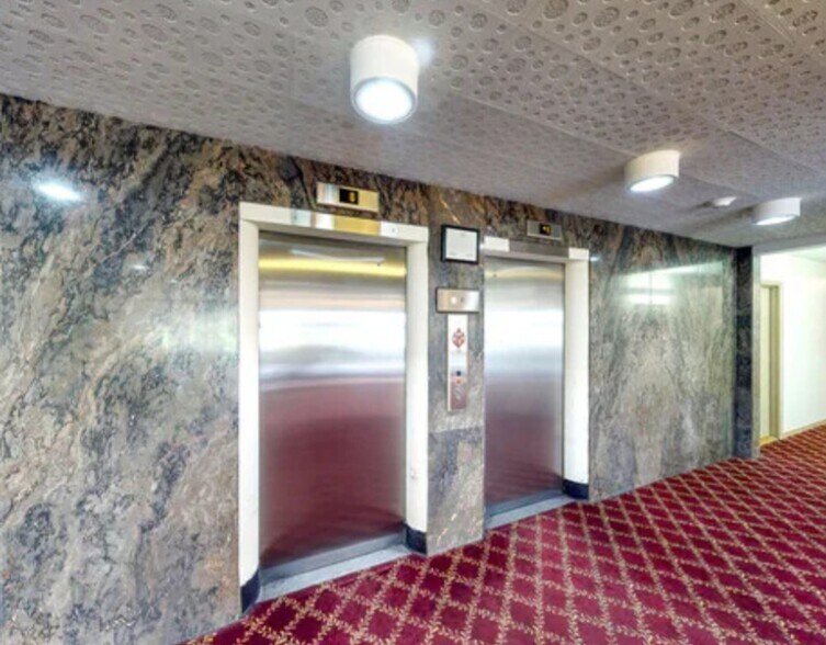 Building Photo - 25 Cartright St