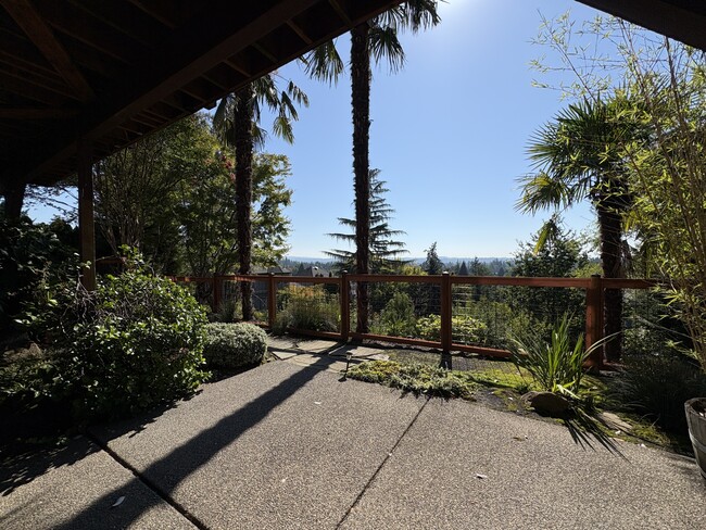 Building Photo - 10630 SW Kable St