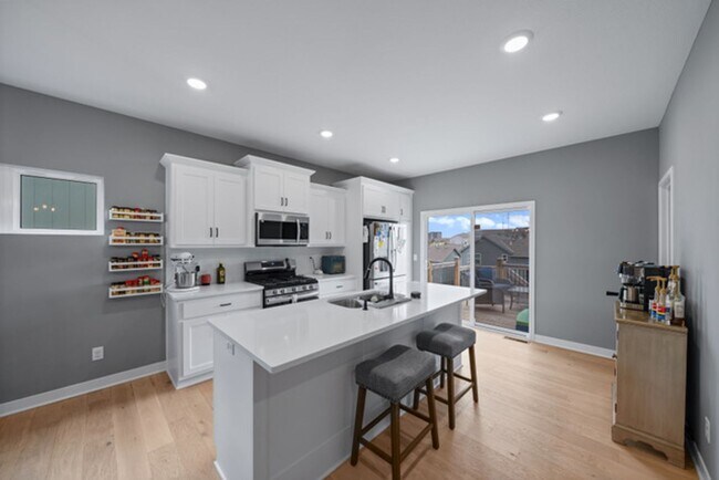 Building Photo - Parkville Newer Build | Beautiful 3 Bedroom 2.5 Bathroom Home | Finished Basement | Fenced Backya...