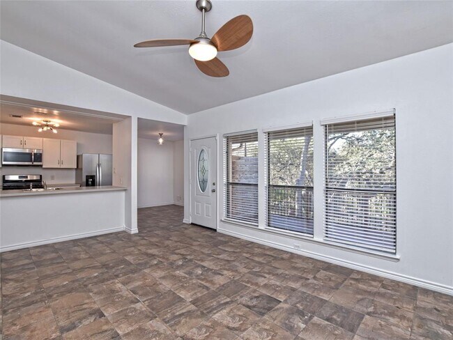 Building Photo - 710 Ramble Ln