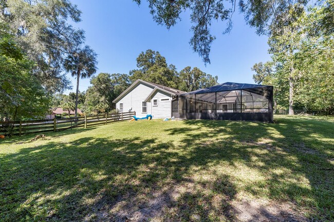 Building Photo - Shadow Woods Pool Home