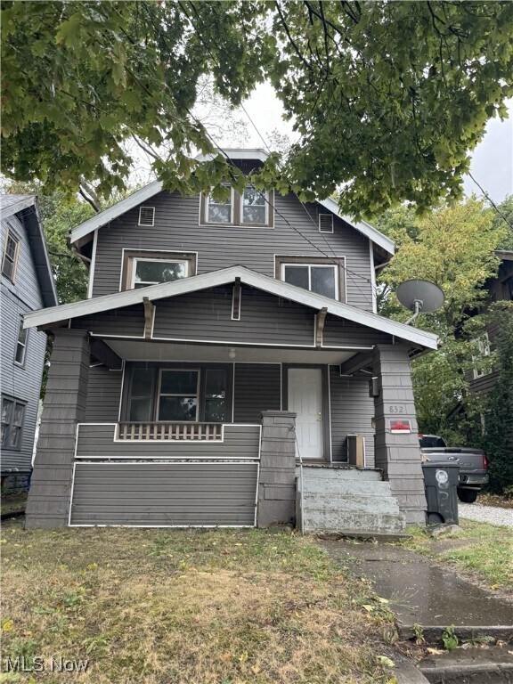 Primary Photo - 832 E Buchtel Ave
