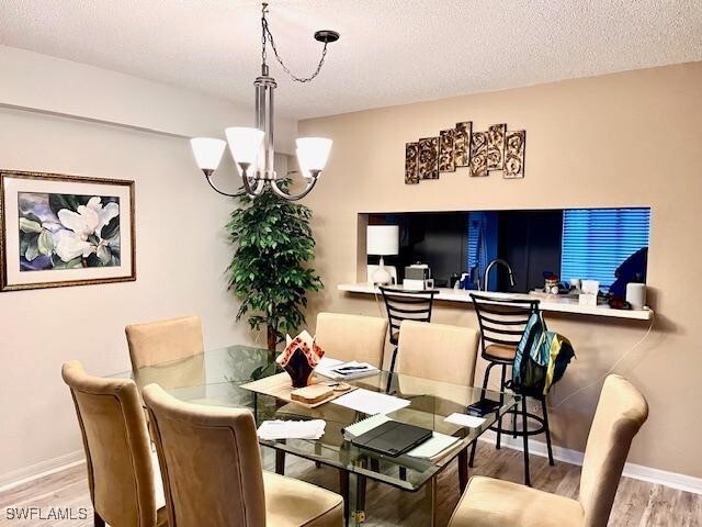 Building Photo - 9901 Sunset Cove Ln