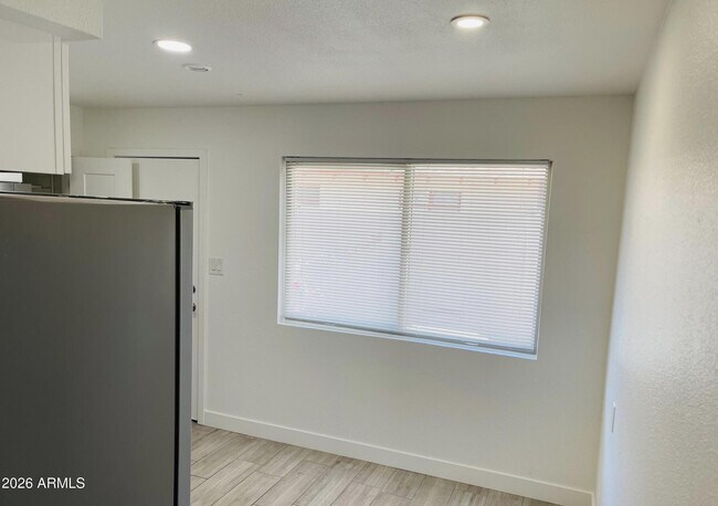 Building Photo - 4601 N 12th Ave