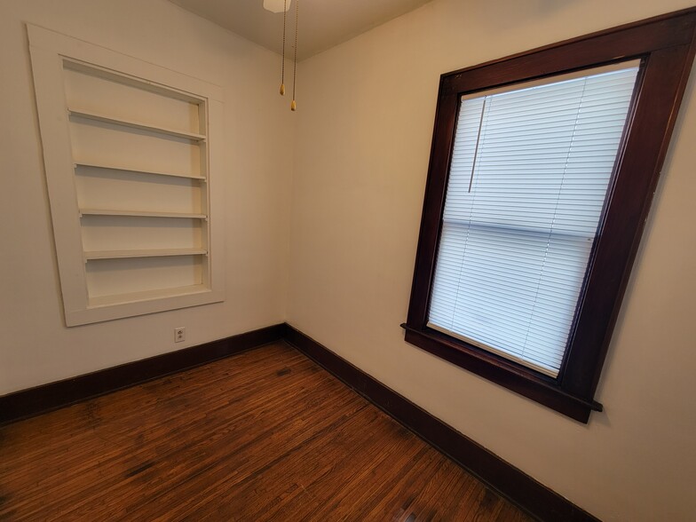 Bedroom 2 - 114 Roser St