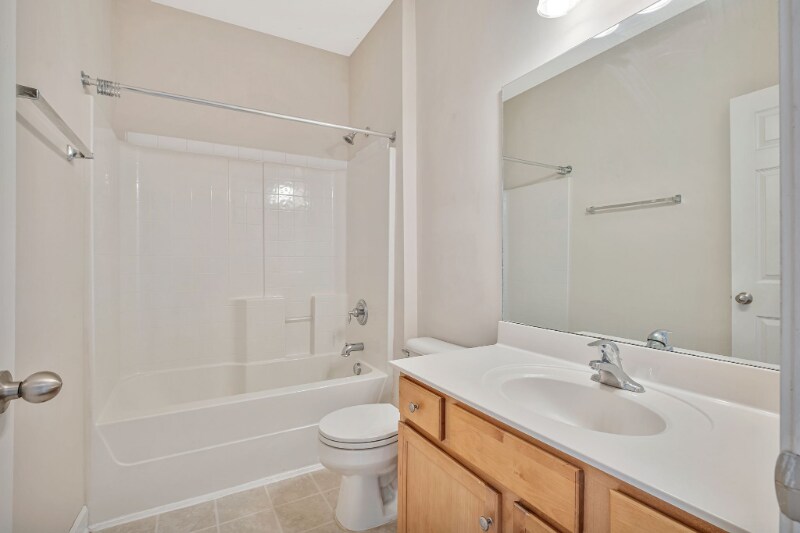 Building Photo - 2212 Wolford Cir