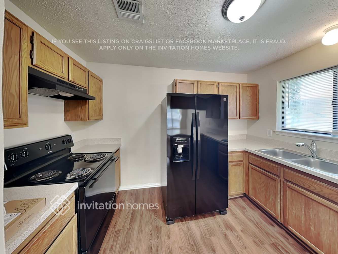 Building Photo - 2541 Rialto Way