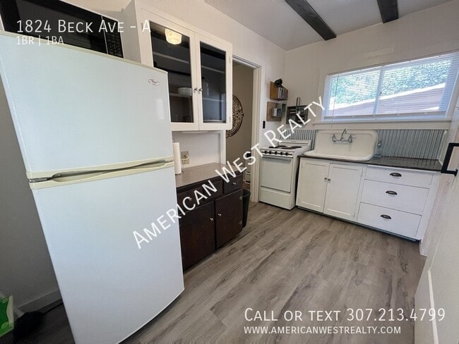 Building Photo - 1824 Beck Ave