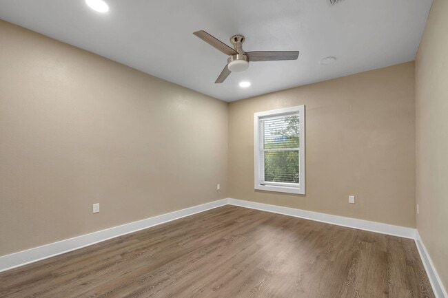 Building Photo - 1217 Miccosukee Rd