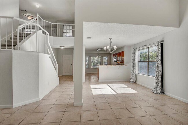 Building Photo - 17516 Klamath Falls Dr