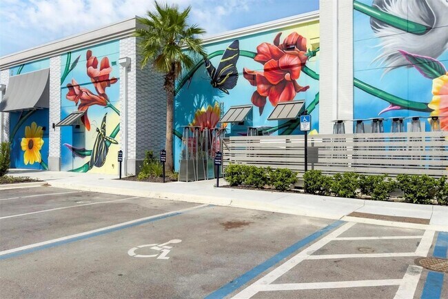 Building Photo - 11314 Pinot Dr