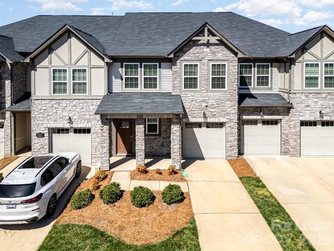 Building Photo - 9320 Glenburn Ln