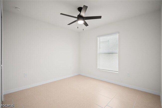 Building Photo - 17633 Paradiso Wy