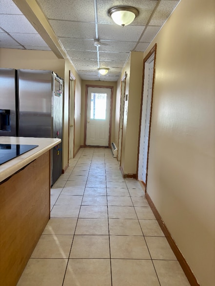 Building Photo - 244 E Broadway