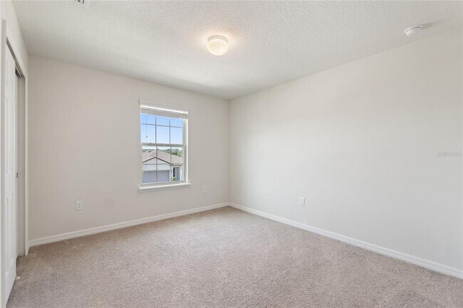 Building Photo - 17244 Goldcrest Loop