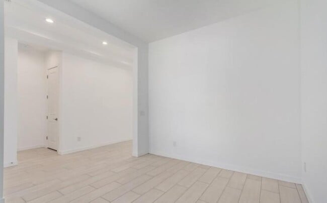 Building Photo - 24136 N 172nd Dr