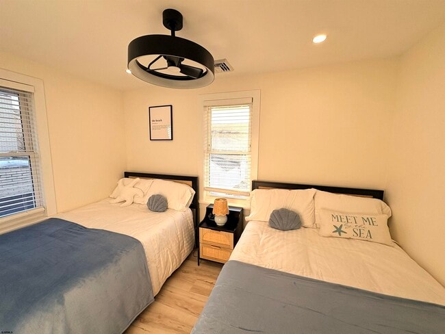 Building Photo - 6 N Jasper Ave