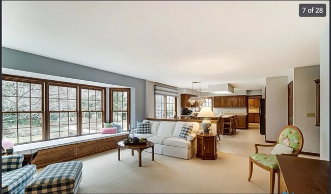 Building Photo - Beautiful House Located in Sylvania Township