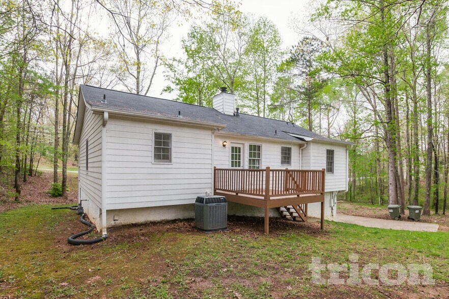Building Photo - 441 Dillon Dr